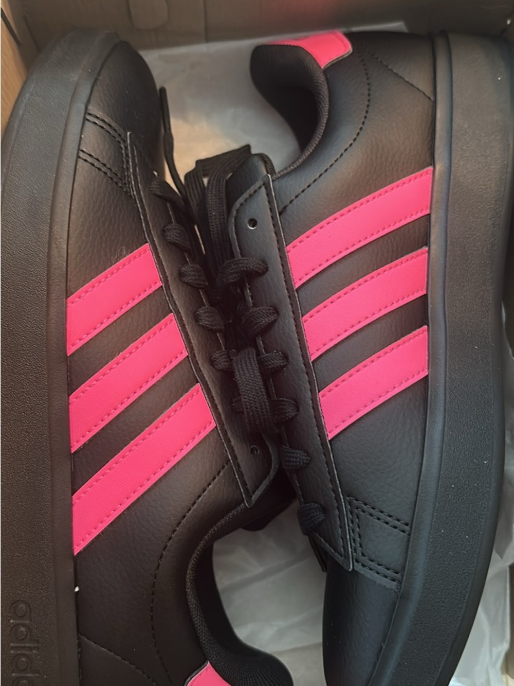 Adidas Grand Court 2.0 Comfort Shoes Black Hot Pink Women’s Size 8 NWT